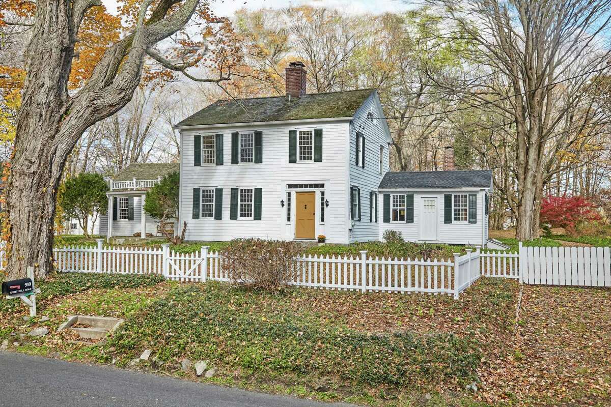 On the Market Antique colonial farmhouse rich in Easton history