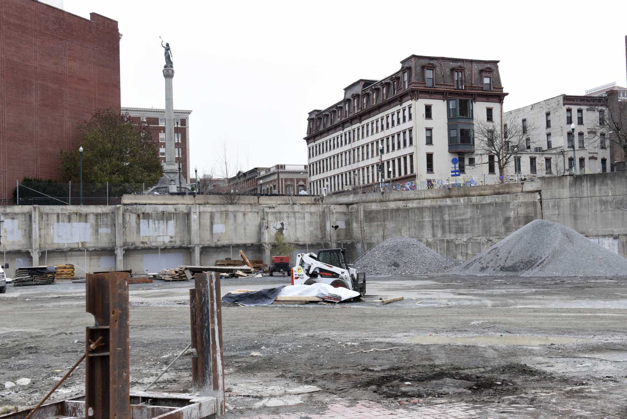 Troy agency hires consultant for 1 Monument Square project - Vimarsana News