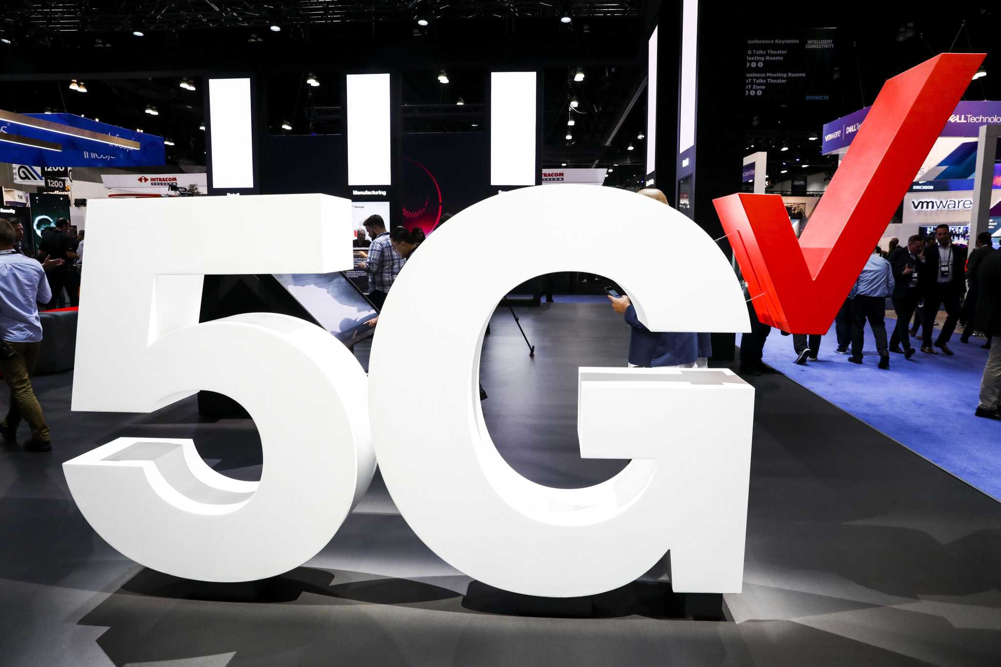 Verizon launches mobile 5G service in Houston