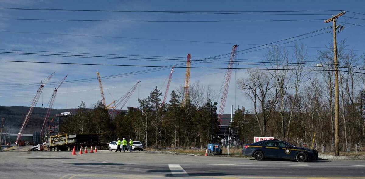 Police arrest 29 protesters at Cricket Valley power plant on state line