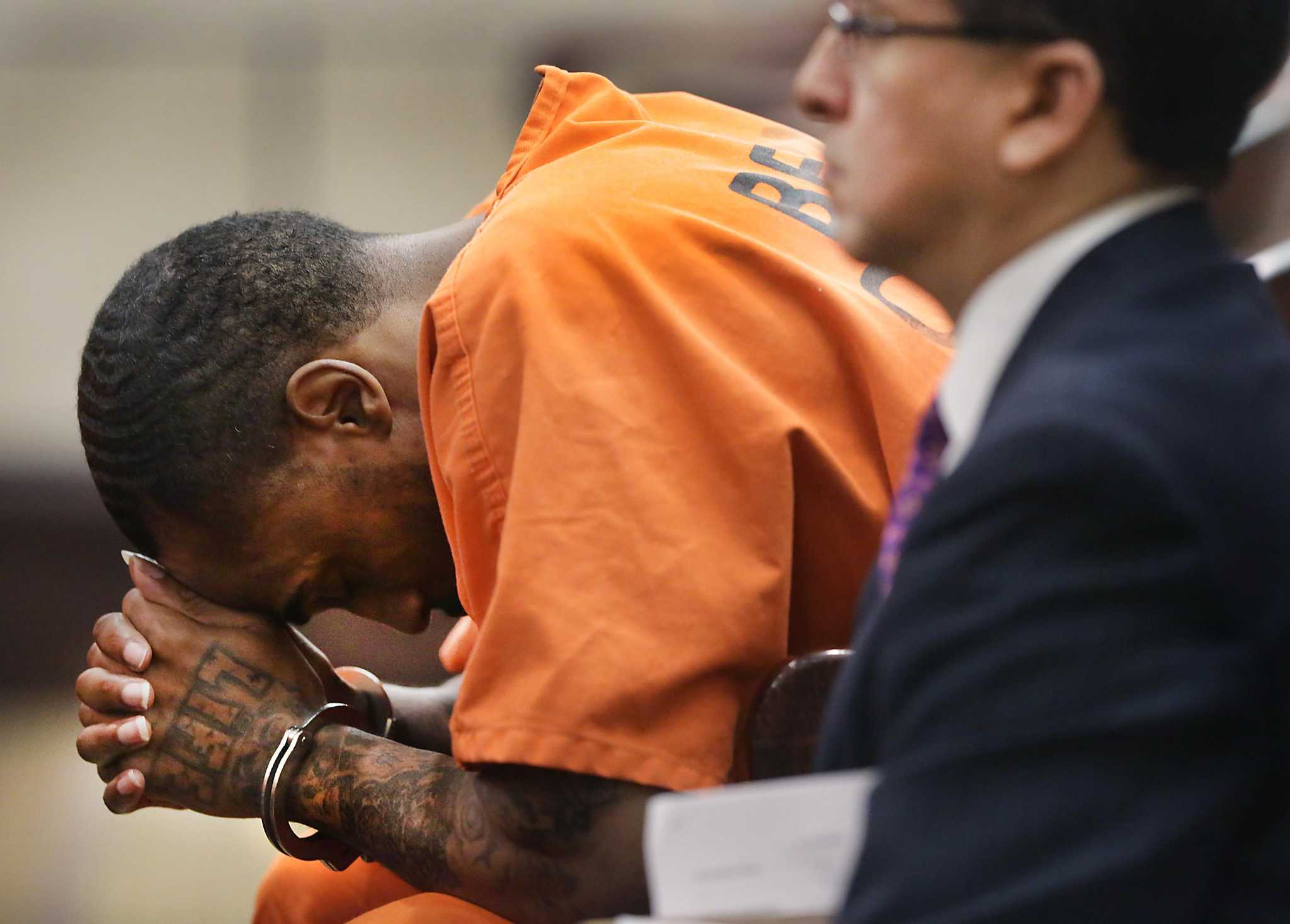 San Antonio man who shot girlfriend in head while he held baby sentenced to life in prison - San Antonio Express-News