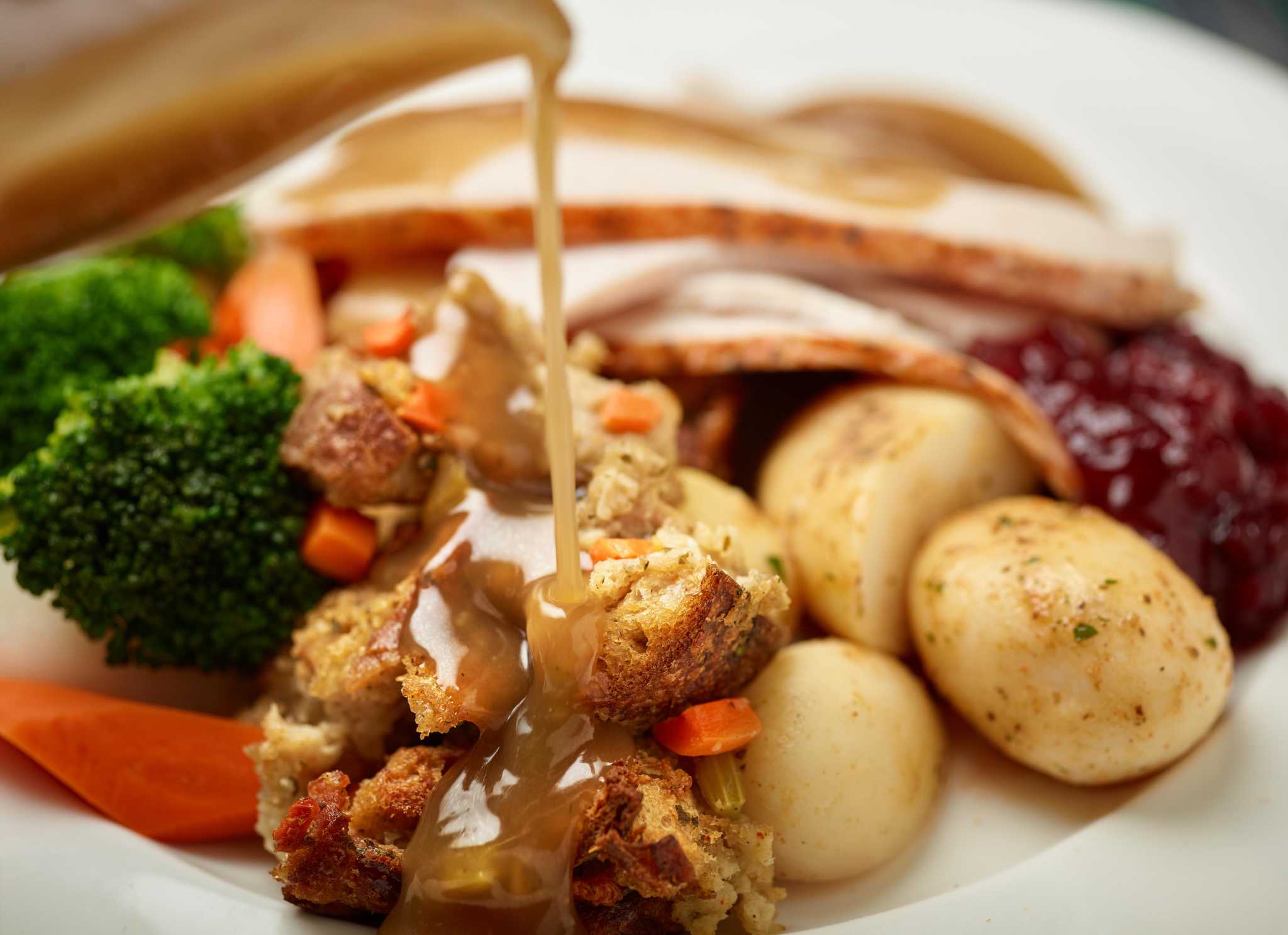 Recipe Roast Turkey with Pan Gravy