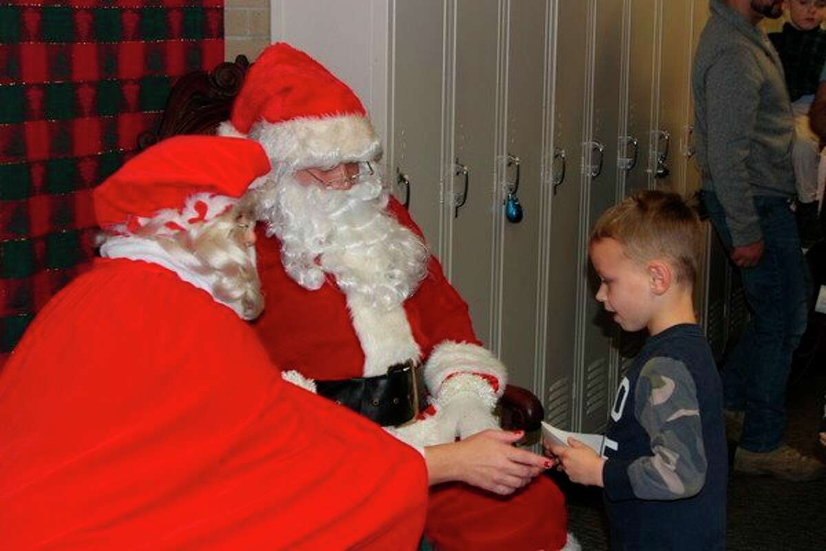 Santa and Mrs. Claus will visit children at the Holly Berry Arts and Crafts show. (File Photo)