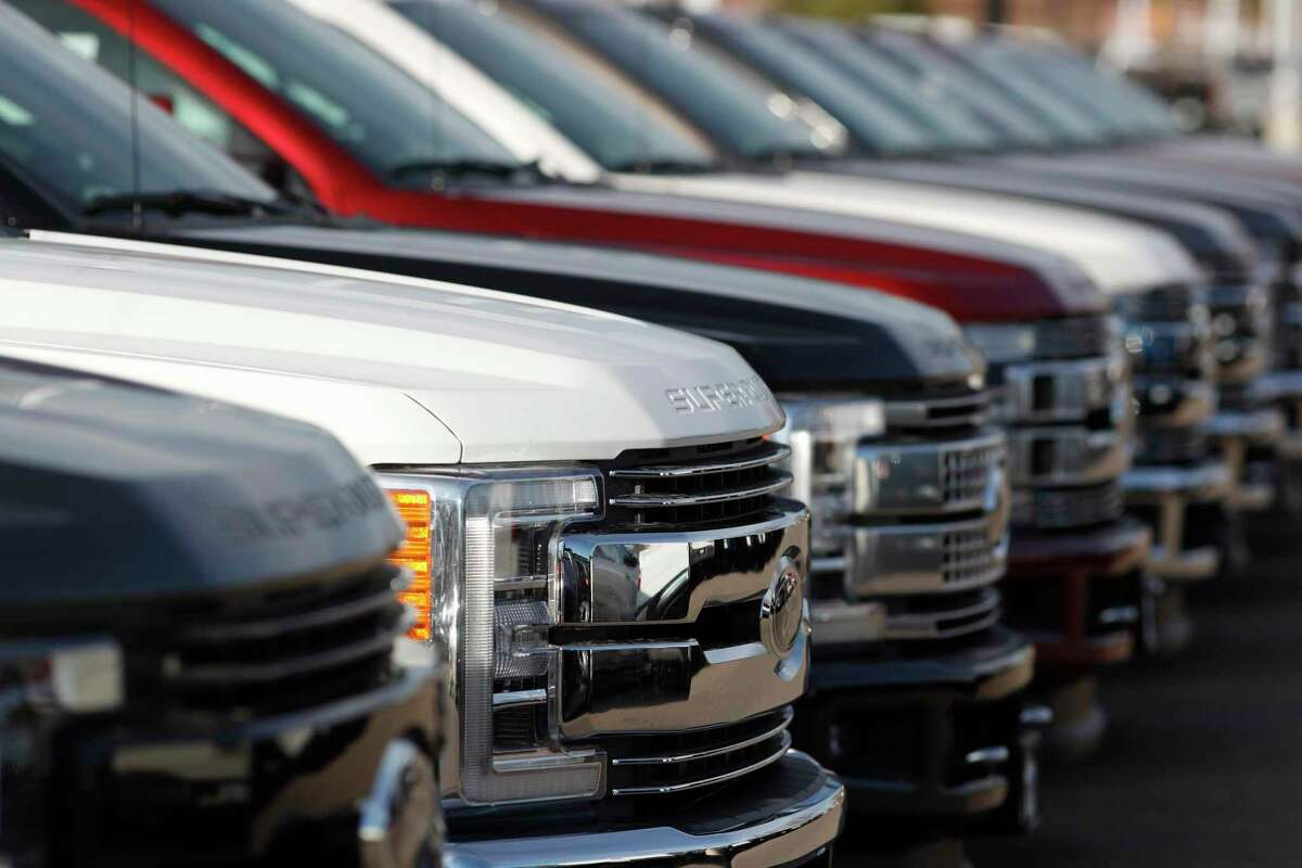 New car sales plunge 10 percent in October