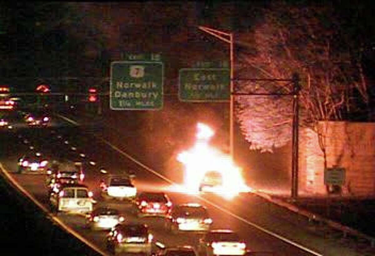 Traffic cams capture intense vehicle fire on I95 in Norwalk