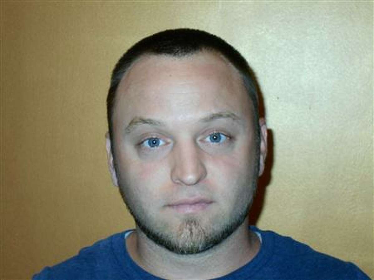 Dustin Andrew Carr, age 35, was charged with failure to comply as a sex offender. According to court documents, Carr was found guilty of sexually assaulting a child in 2002. He served six years in prison before his release in 2008. Carr was arrested again in 2010 and charged with driving without a license.