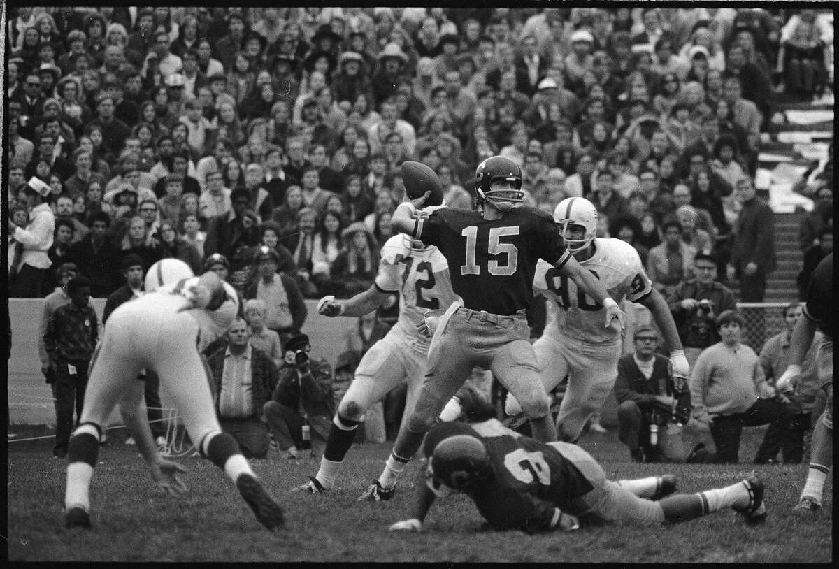Cal QB Dave Penhall during the Big Game 1970. Photo was taken in 1970.