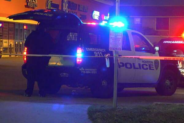 Gun Owner Killed Trying To Stop Houston Pawn Shop Robbery Houstonchronicle Com