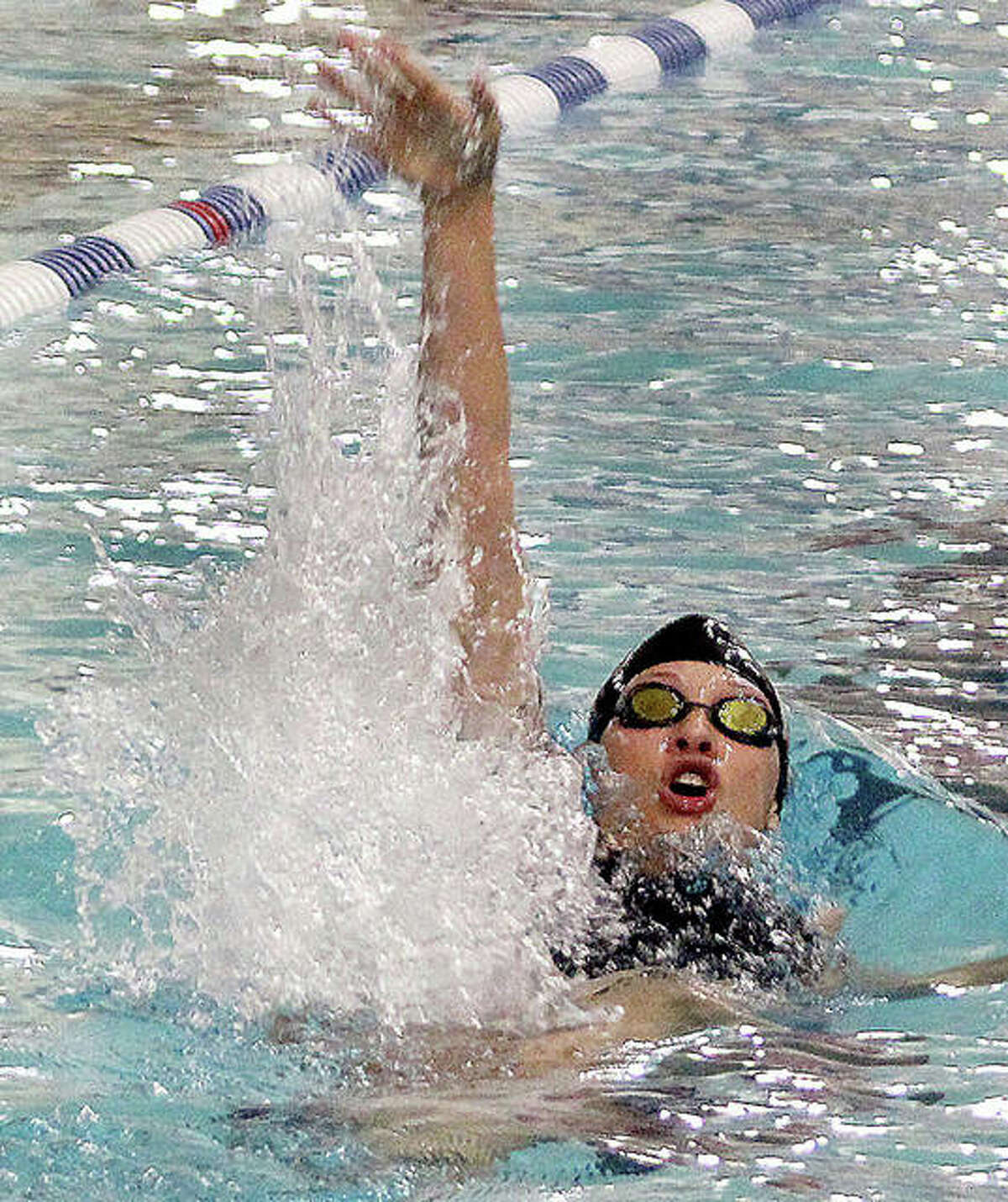 Edwardsville’s Phoebe Gremaud won the 100-yard backstroke at last week’s sringfild sectional and will swim Friday in the prelims at the IHSA Girls State swim Meet in Winnetka at New Trier High School..