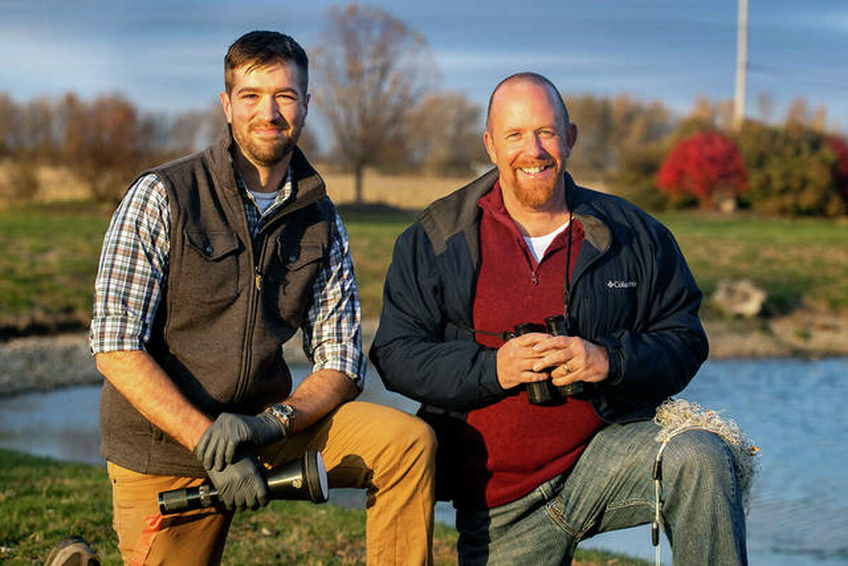 Grad student Ryan Askren, left, and orinthologist Michael Ward, both from the University of Illinois at Urbana-Champaign, Department of Natural Resources and Environmental Sciences and Illinois Natural History Survey, have used tracking devices on Canada geese to plot how their patterns of movement affect airport safety.