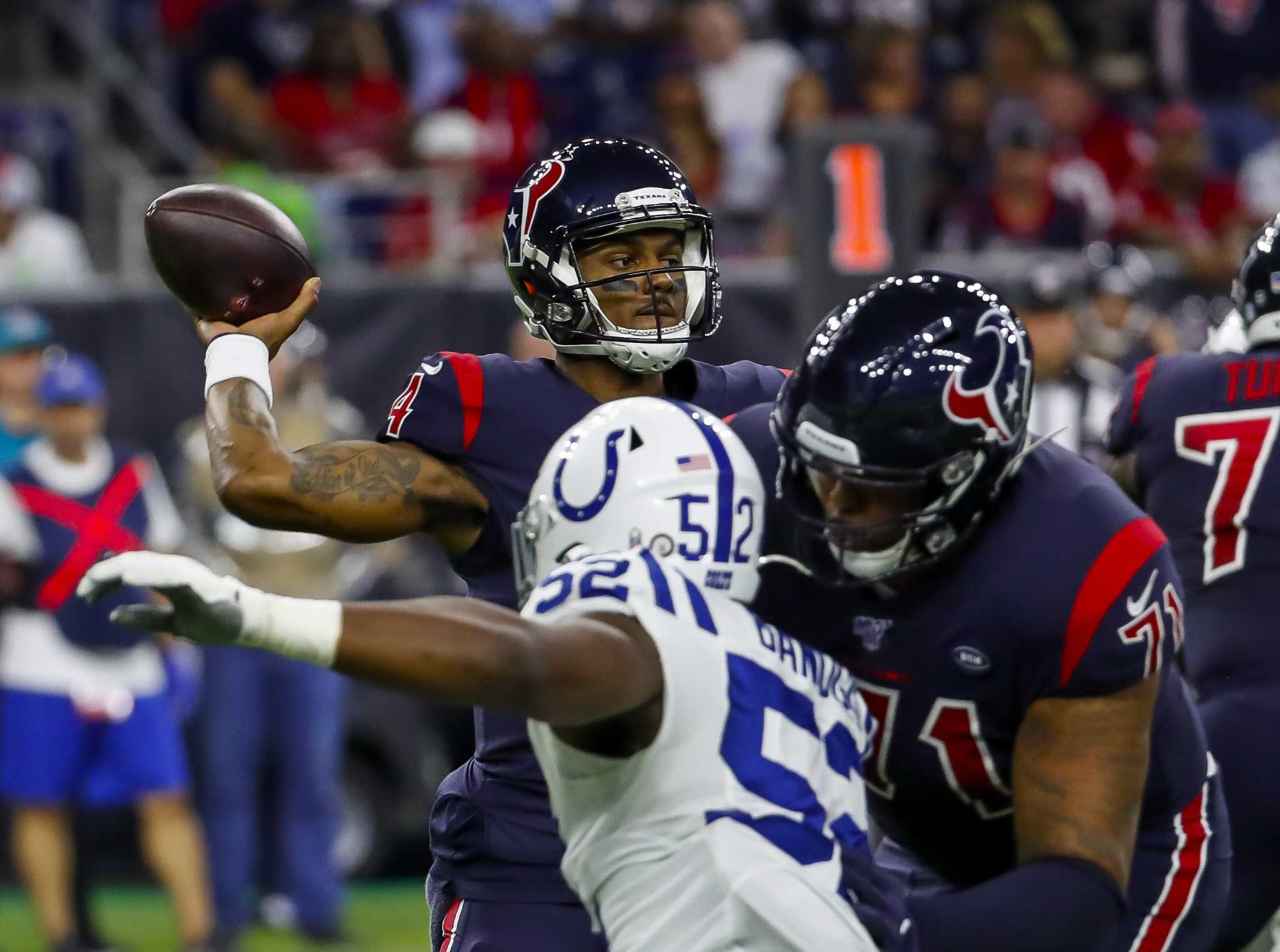 Texans' Deshaun Watson shines again in prime time