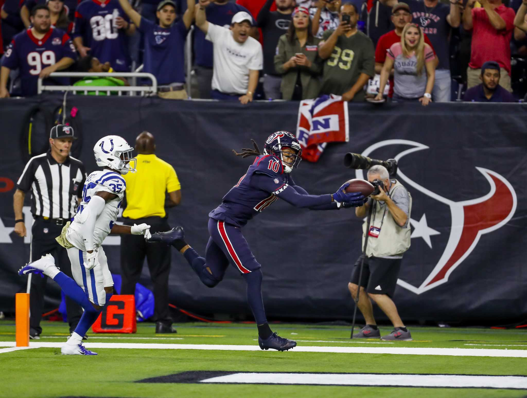 Patriots rally to defeat Texans on late field goal