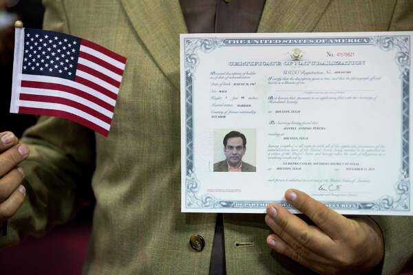 80 000 Texas Immigrants Stuck In Naturalization Limbo As 2020 Elections Loom Houstonchronicle Com