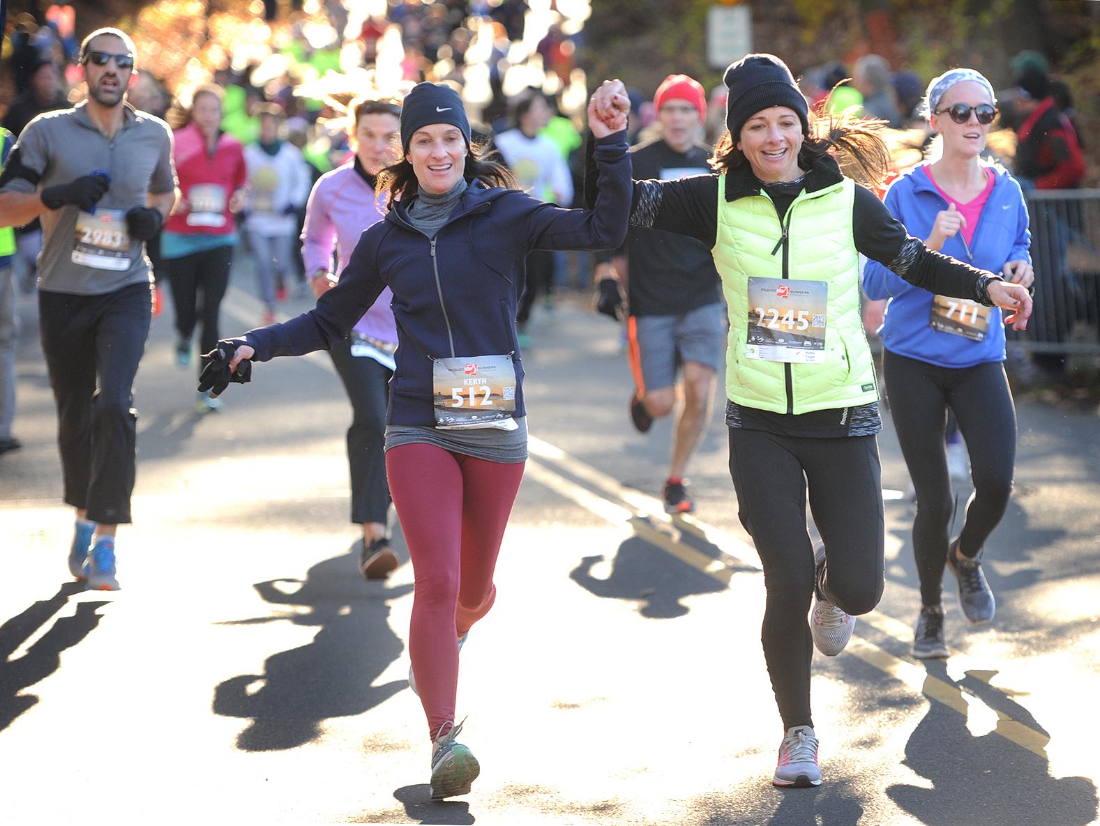 Traffic advisory issued for Thanksgiving Day race