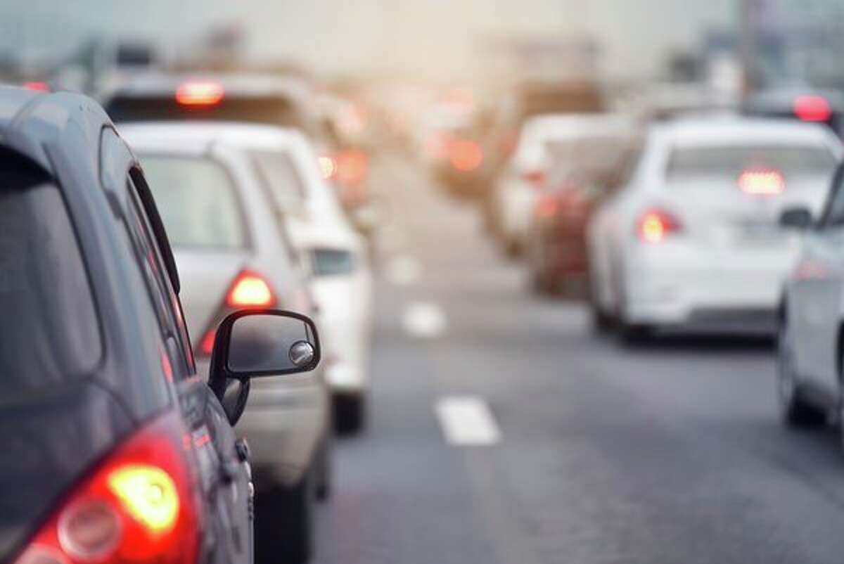 As area residents prepare to leave town for the upcoming holidays to visit friends and family, local county sheriffs are encouraging drivers to slow down on busy and icy roads and pay attention to their surroundings. (Courtesy photo/Getty Images)