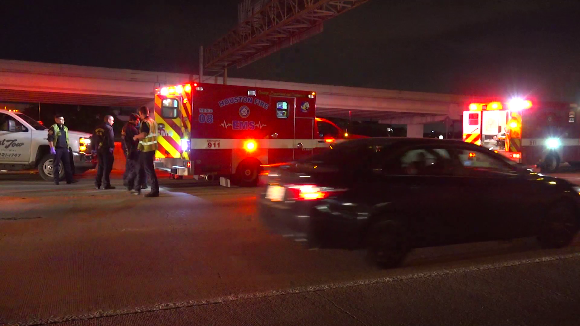 two-men-thrown-into-hov-lane-during-suspected-drunk-driver-crash-on