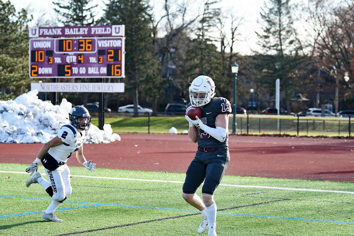 Union Rallies Advances In Ncaa Football Playoffs