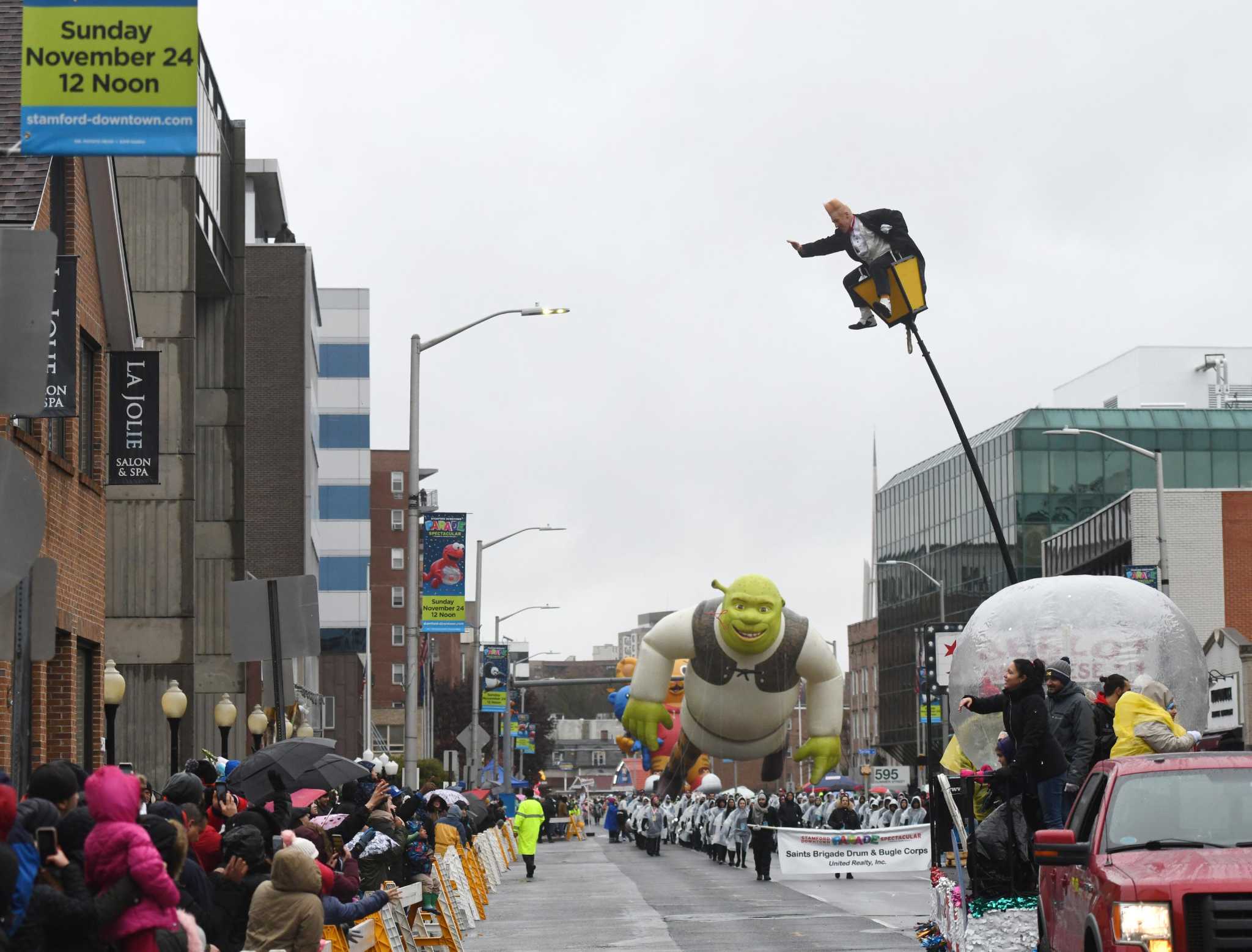 In photos Stamford balloon parade powers through the wind and rain