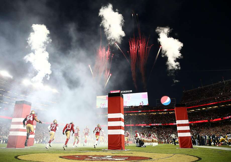 SANTA CLARA, CALIFORNIA - NOVEMBER 24: The San Francisco 49ers take the field during player introductions prior to the game against the Green Bay Packers at Levi's Stadium on November 24, 2019 in Santa Clara, California. (Photo by Ezra Shaw/Getty Images) Photo: Ezra Shaw, Getty Images