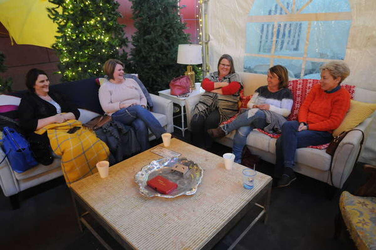 Ice age returns Skaters fill Grafton rink’s first weekend