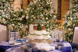 Interfaith families can create “Holiday Fusion” with Hanukkah and Christmas decor - Photo