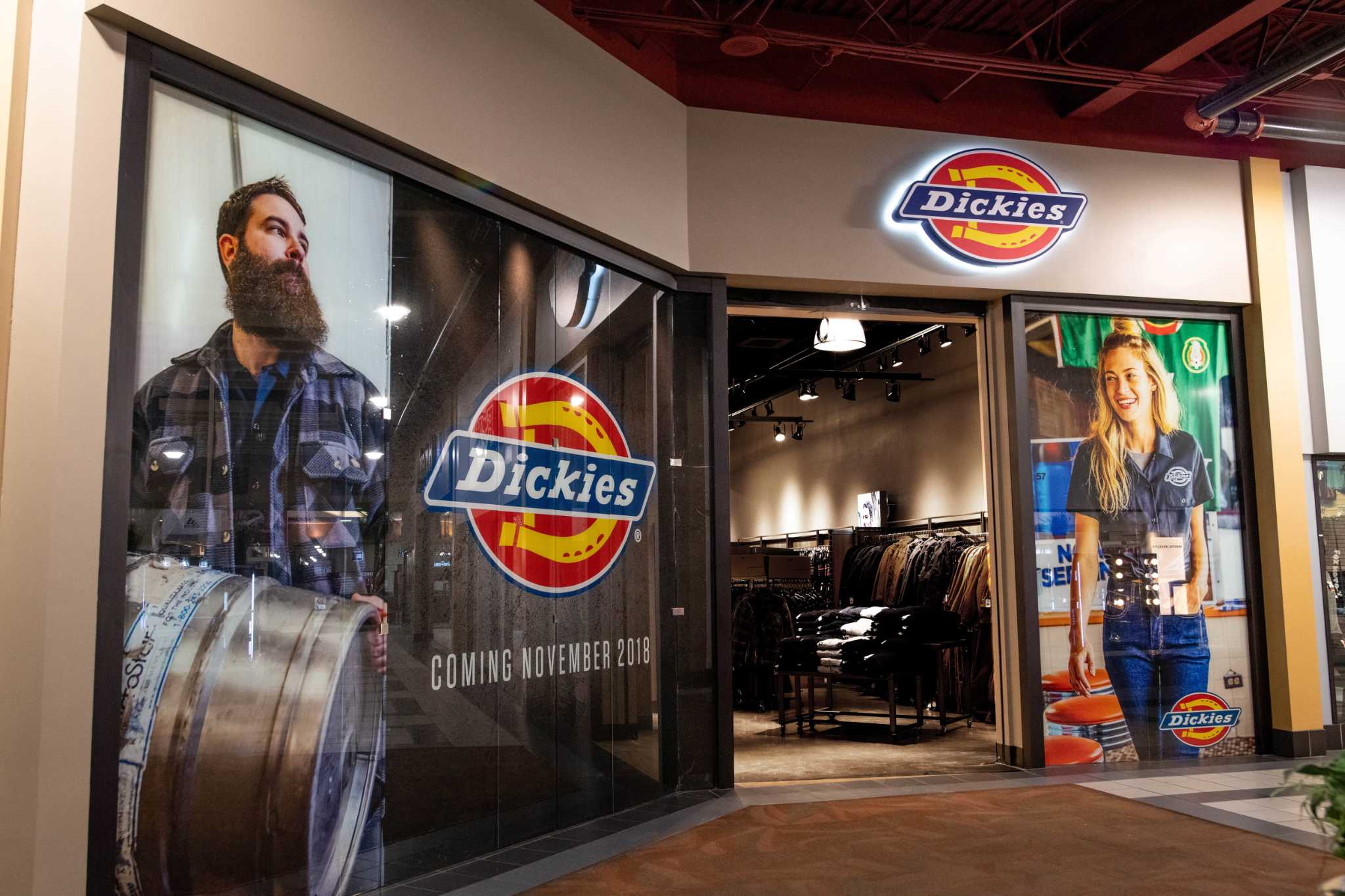 Dickies for its second Houston-area store