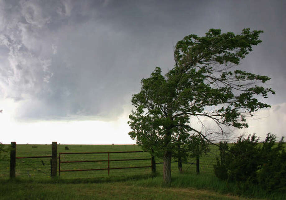 Strong wind could pose hazard Jacksonville JournalCourier