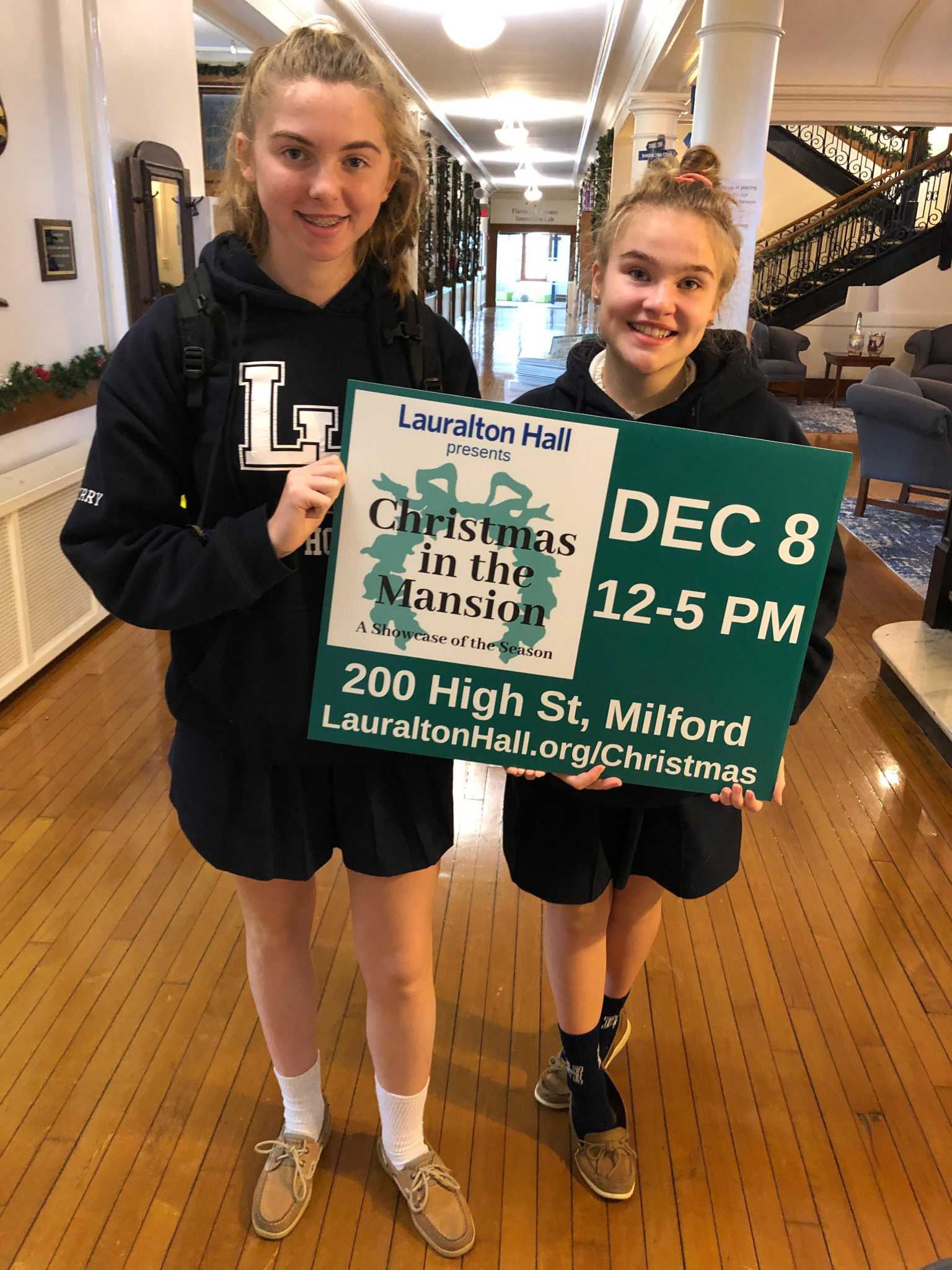 Lauralton Hall presents Christmas in the Mansion