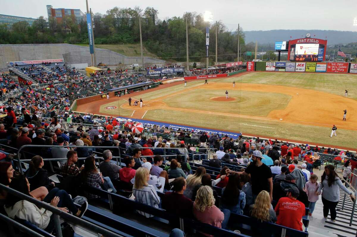 Chattanooga Lookouts shirt removed from website after fan posts