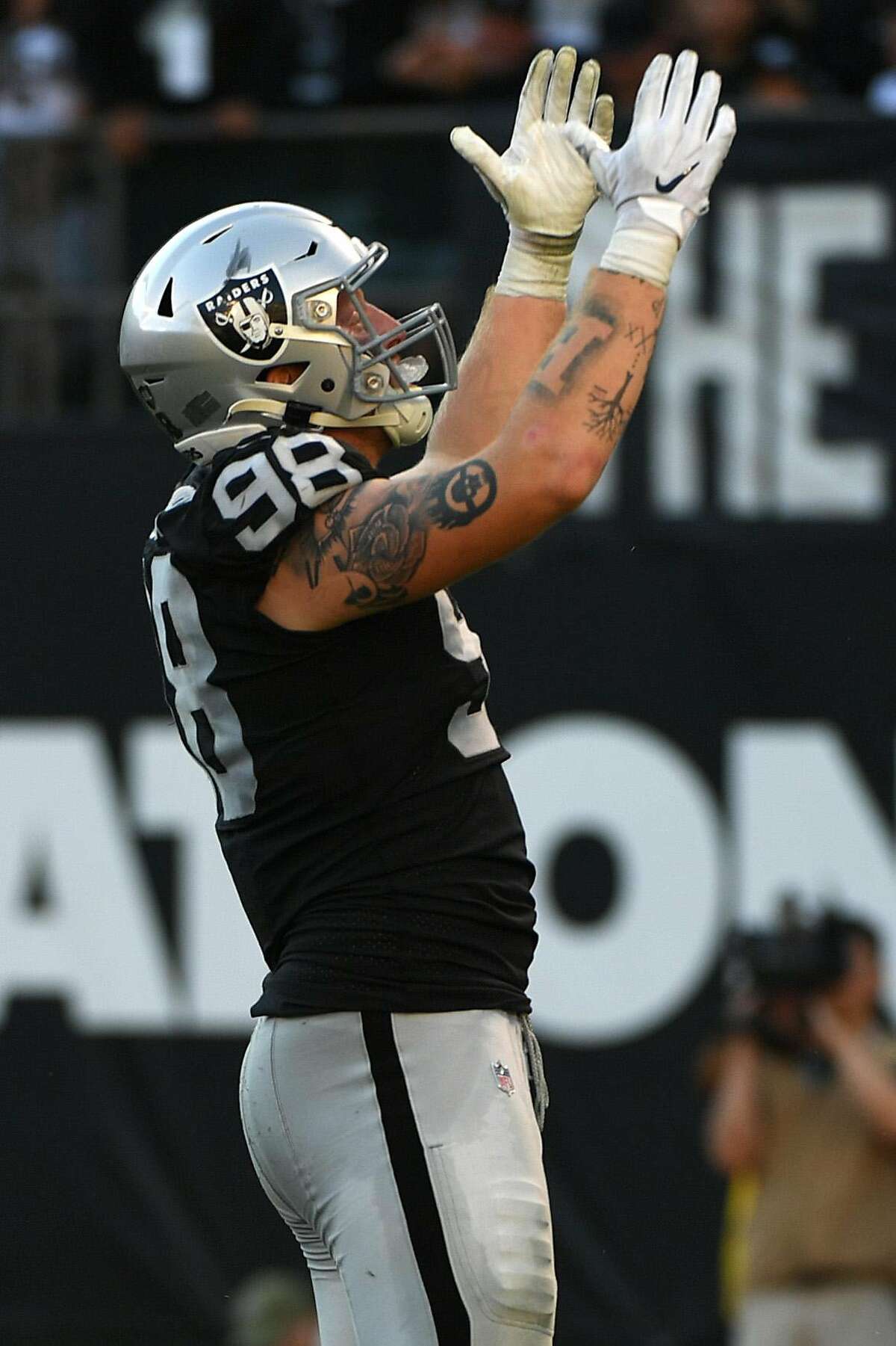 Raiders DE Maxx Crosby expands on reason for extra 'X' in first name