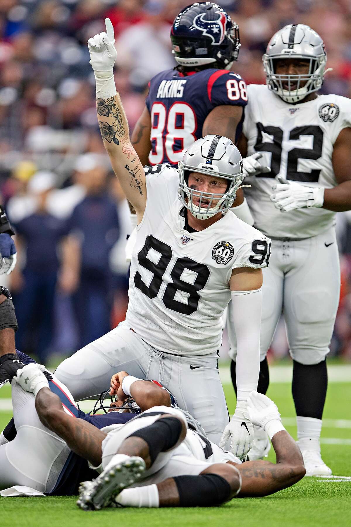 Raiders' 'Mad Maxx' Crosby making a name for himself in