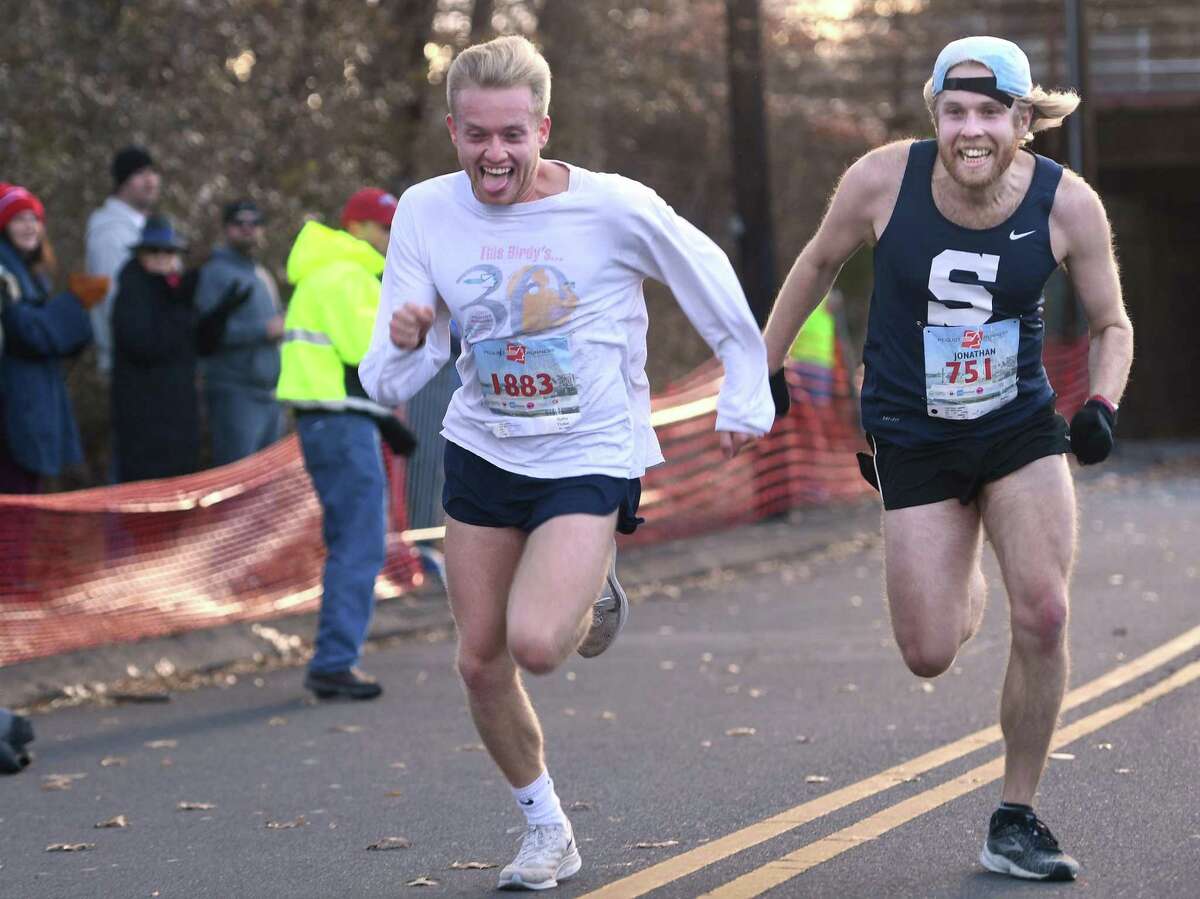 Pequot Runners Thanksgiving Day Race