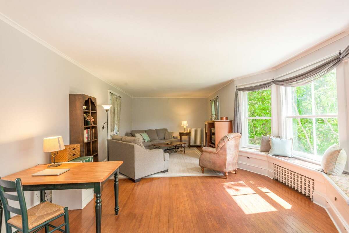 House of the Week Colonial Revival in East Greenbush