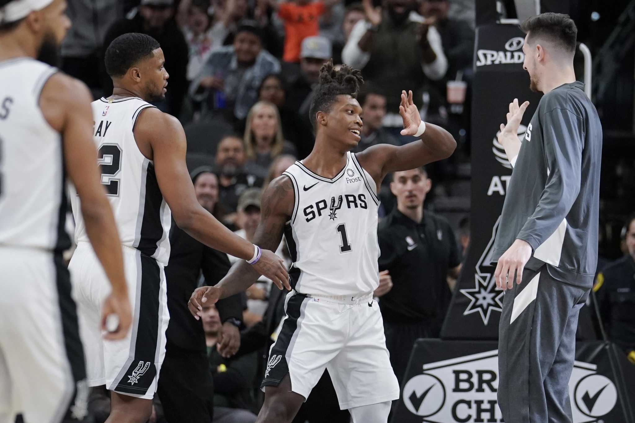 lonnie walker spurs jersey