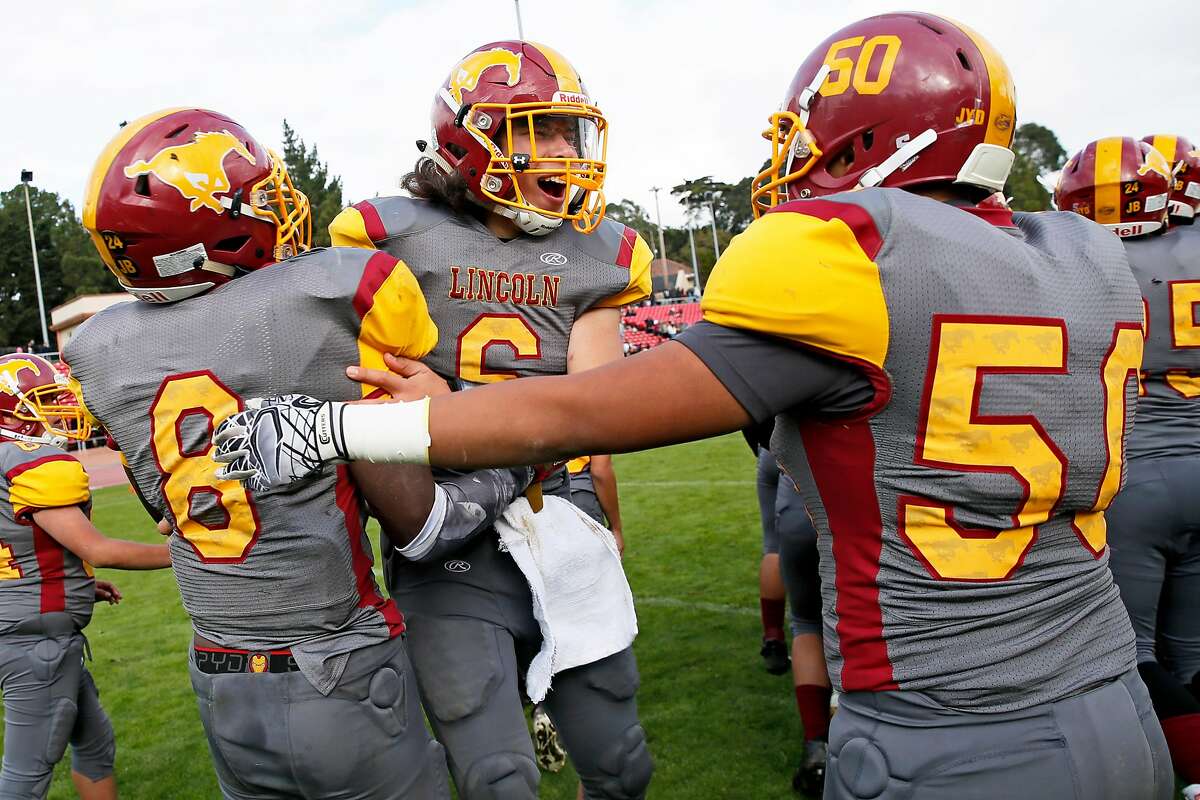 Lincoln prevails in San Francisco's Thanksgiving high school football  championship game