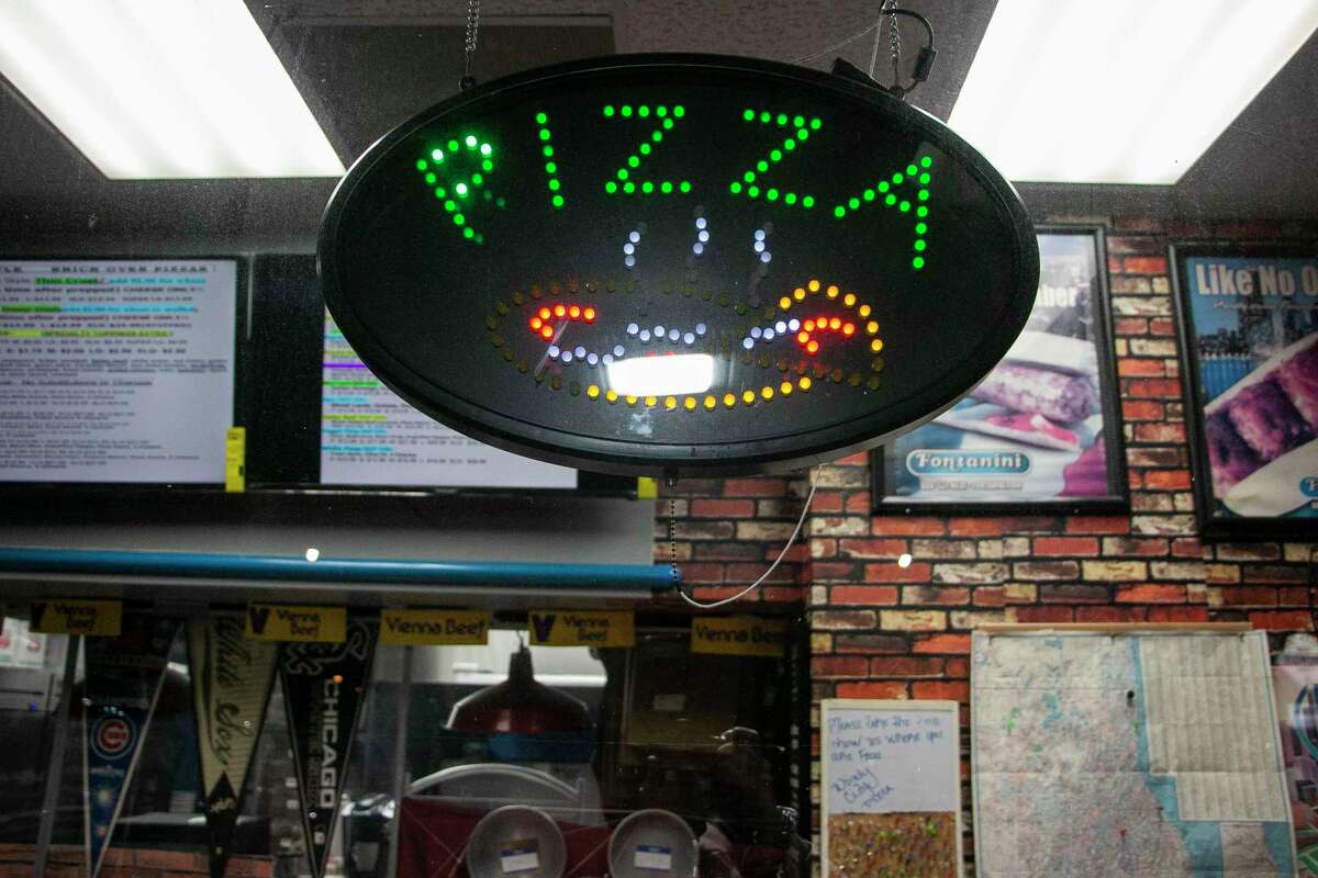 Windy City Pizza reopens in Atascocita after devastating fire