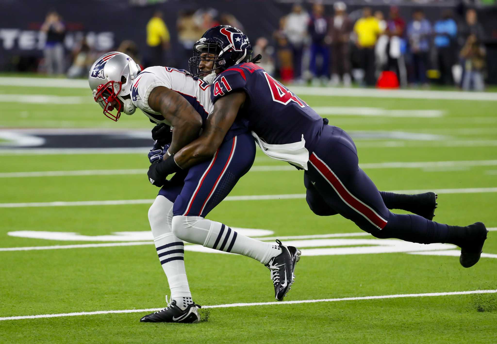 Texans' Zach Cunningham staying focused in contract year