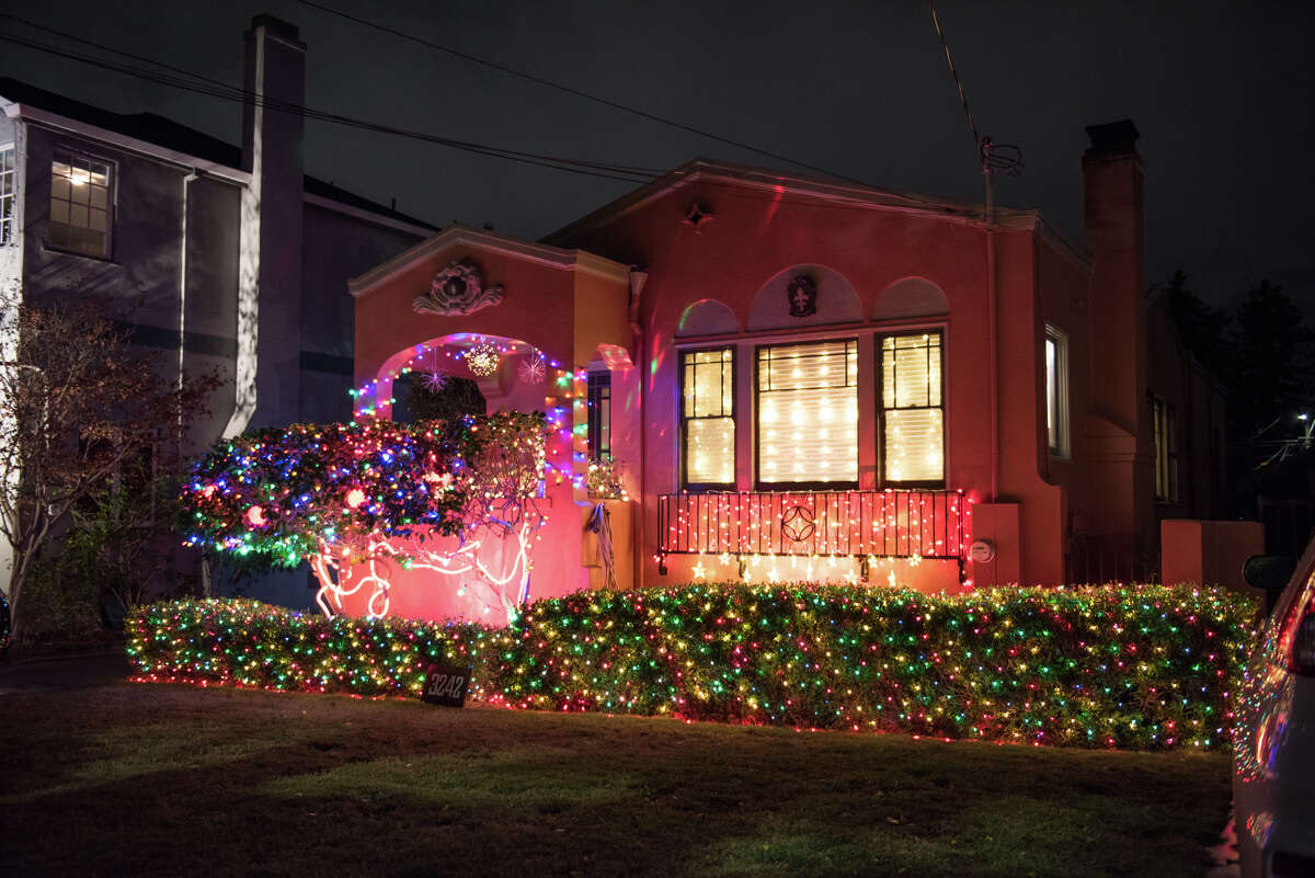 What it’s like to live on the Bay Area’s Christmas Tree Lane