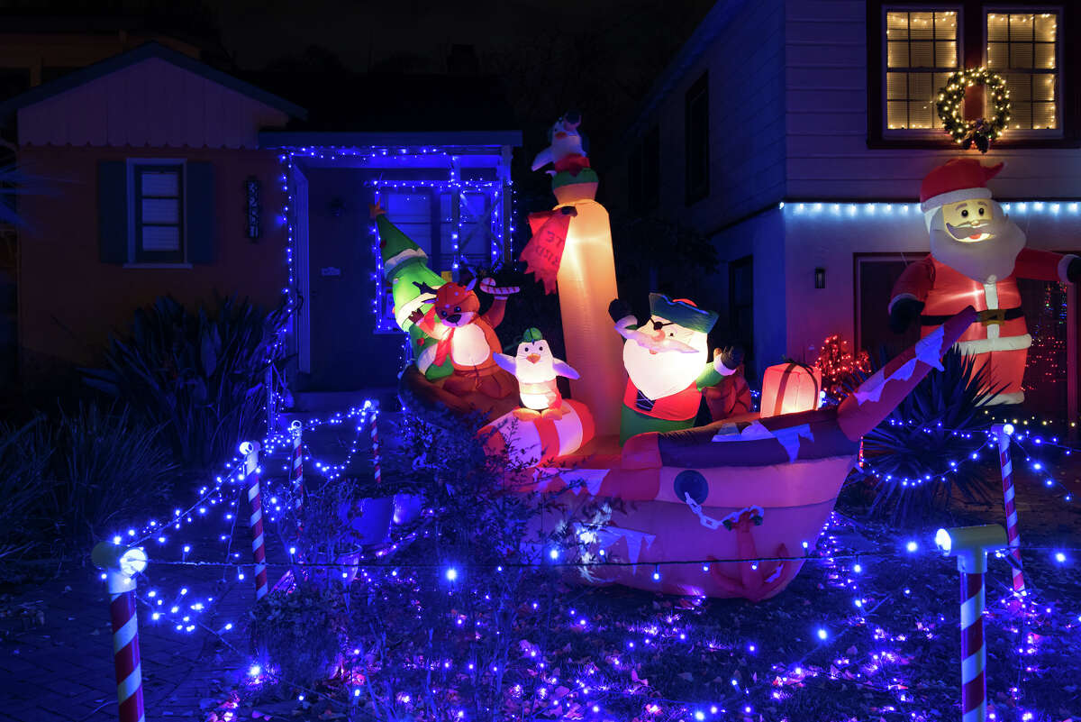What it’s like to live on the Bay Area’s Christmas Tree Lane