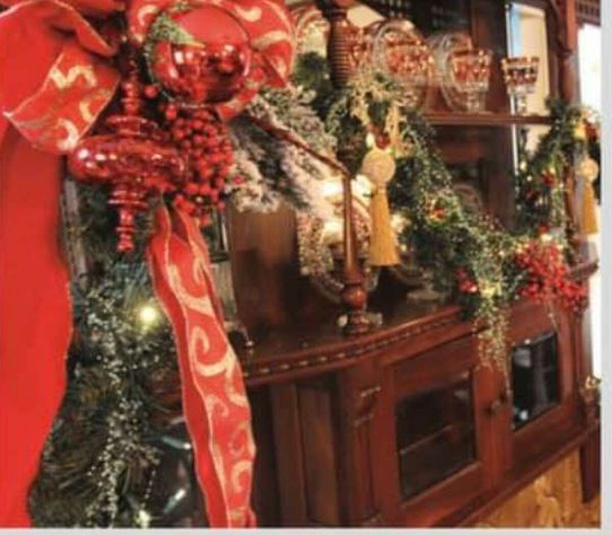 The Darien Historical Society is holding a holiday reception on Thursday, Dec. 5, from 6:30 to 8:30.