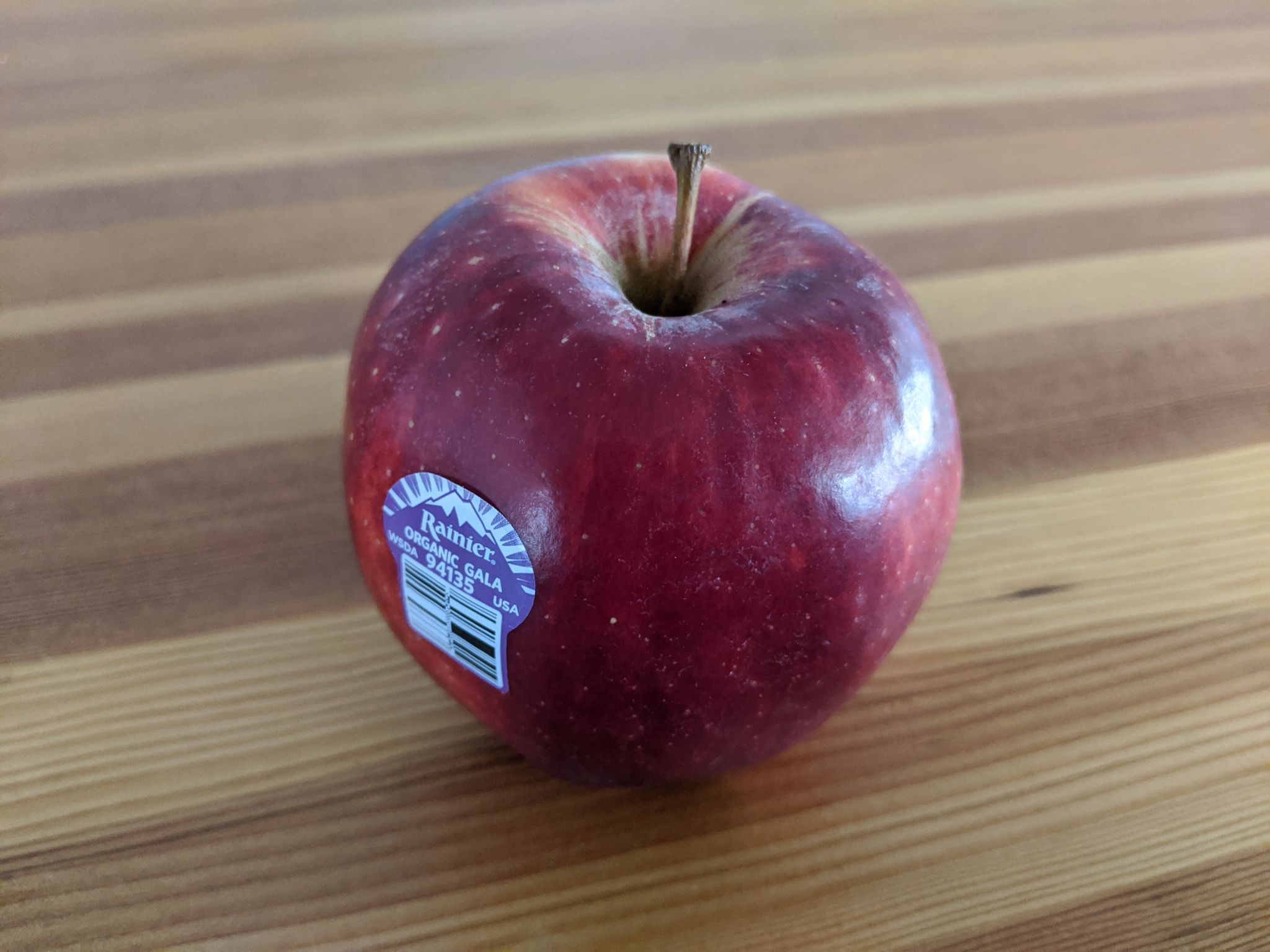 Cosmic Crisp apple debuts in Washington stores -- but is it as