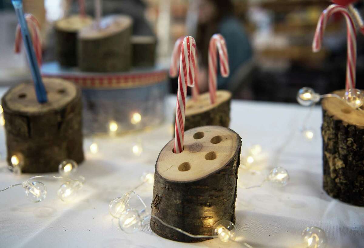 Amber Lynch and Taylor Lanxon of Crafts 4 a Cause donated 100 percent of proceeds of their products to cancer research at The Ridgefield Woman's Club Craft Fair on Saturday 23, November 2019 in Ridgefield, Conn. Amber Lynch and Taylor Lanxon of Crafts 4 a Cause donated 100 percent of proceeds of their products to cancer research at The Ridgefield Woman’s Club Craft Fair on Saturday 23, November 2019 in Ridgefield, Conn.