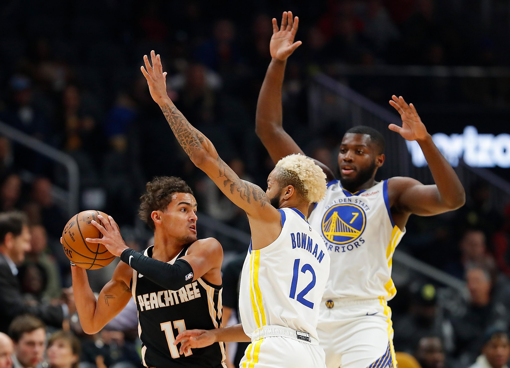 Warriors squander opportunity in blowout loss to Hawks 