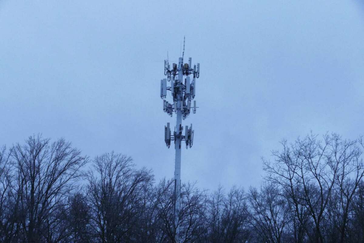 New Cell Towers Near Me New Canaan Cell Tower Compound Described For Selectmen, P&Z