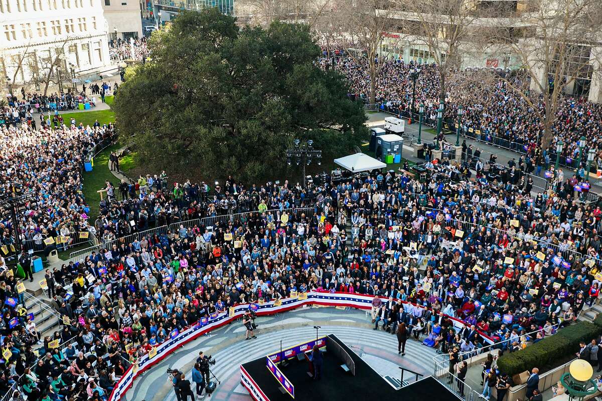Senator Kamala Harris gives a speech at her first presidential campaign rally in her hometown of Oakland, California, on Sunday, Jan. 27, 2019.