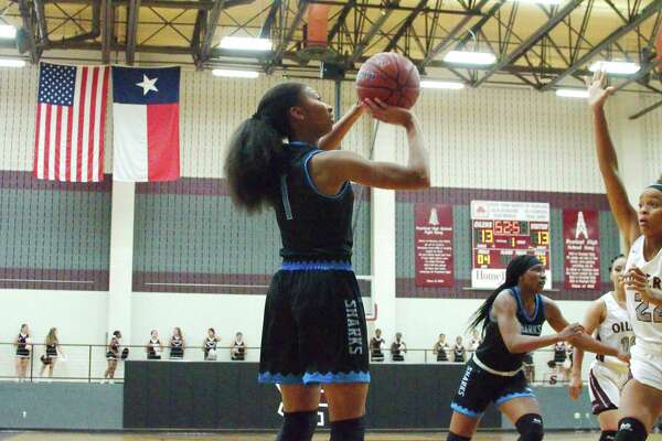 Girls Basketball Shadow Creek Rallies Late To Edge Pearland 46