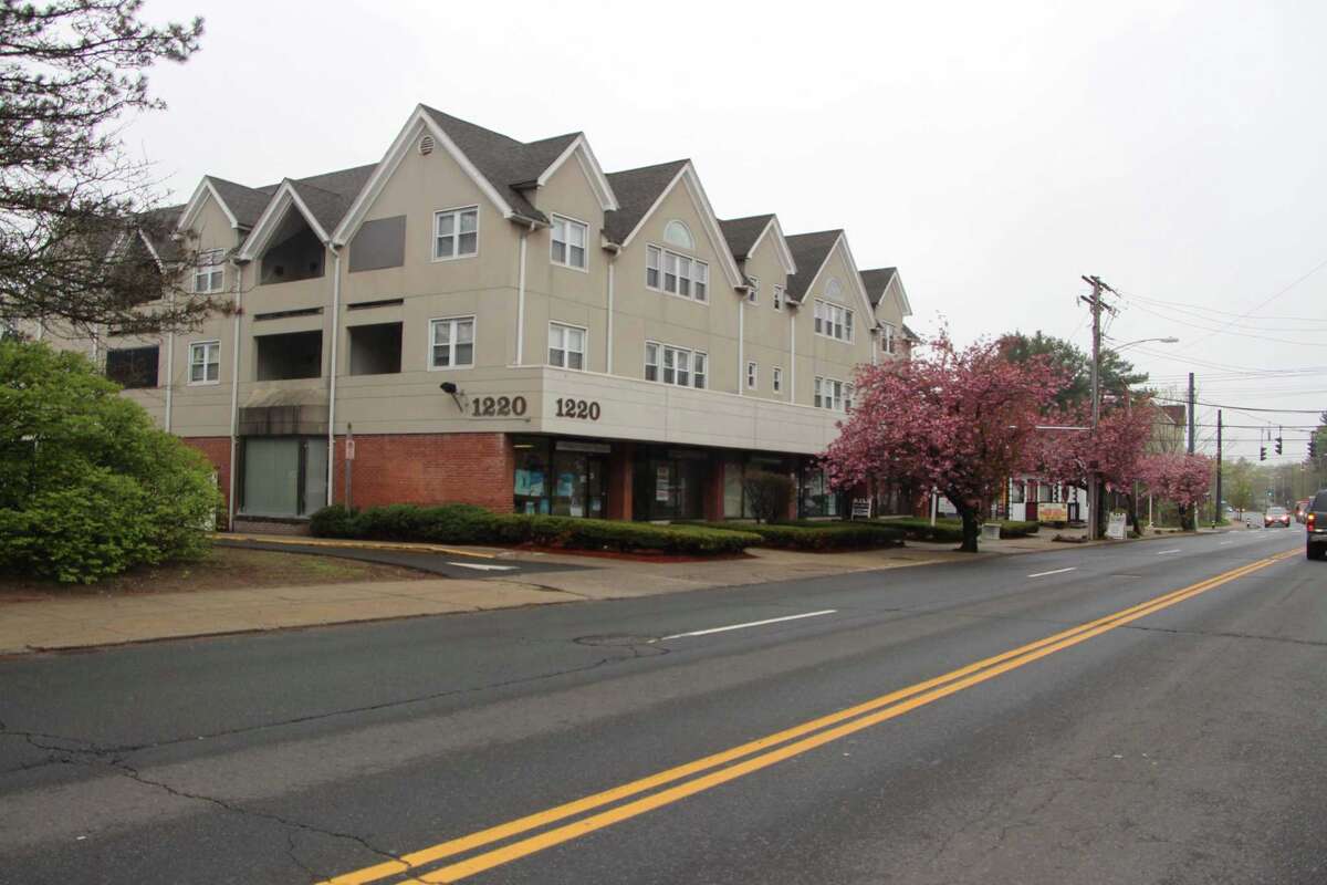 Recounting Hamden’s evolution from apple orchards to rising city