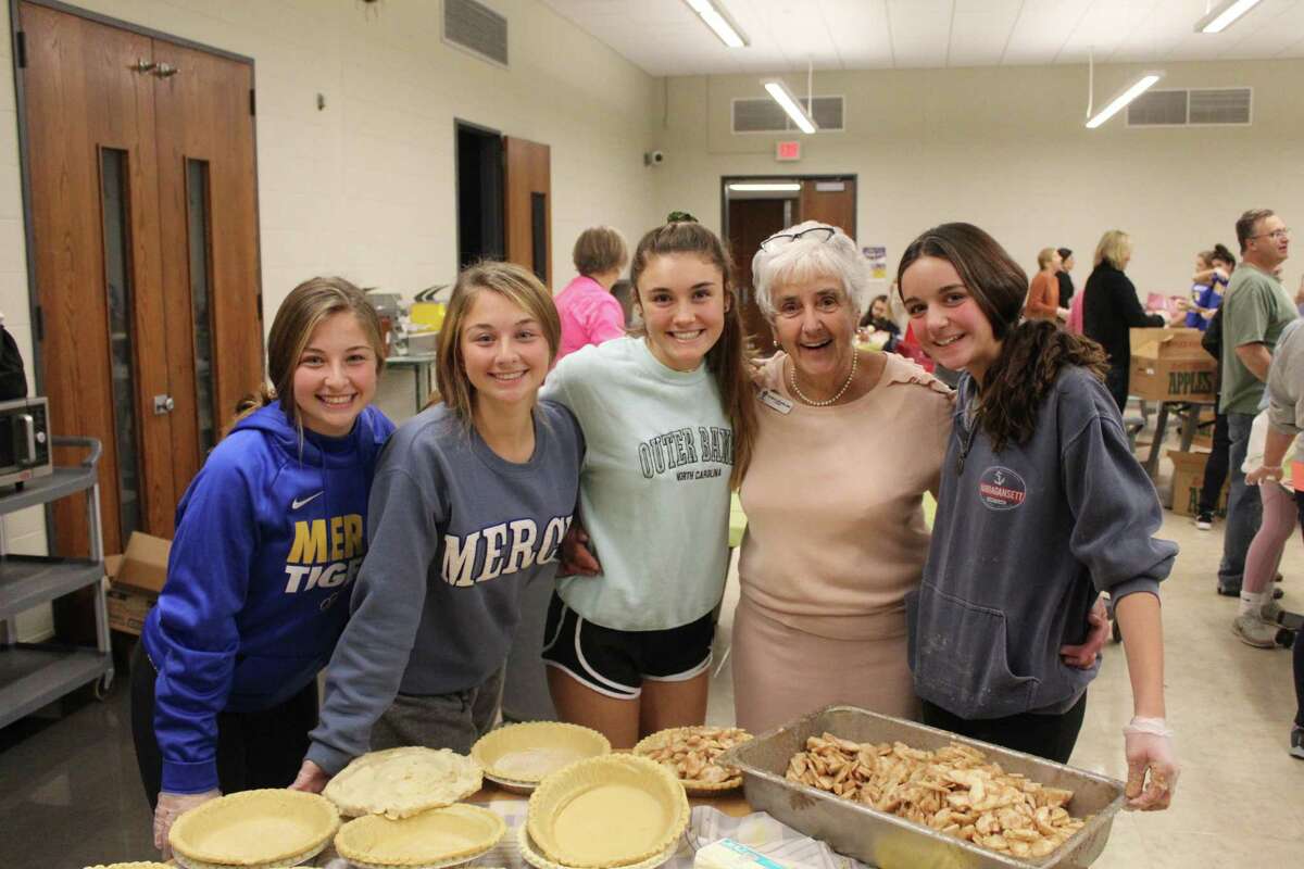 Members of the Mercy High School community made 394 Thanksgiving pies during its annual pie baking evening, held this year Nov. 25. Students, families, alumnae, faculty and staff baked pumpkin and apple versions for the less fortunate in the local area.