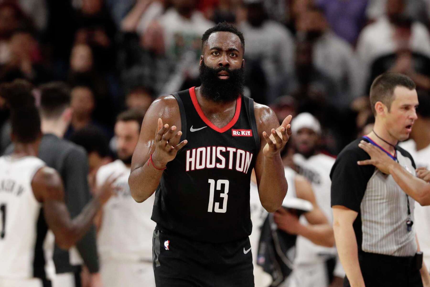 Rockets weigh protest as NBA looks into disallowed dunk