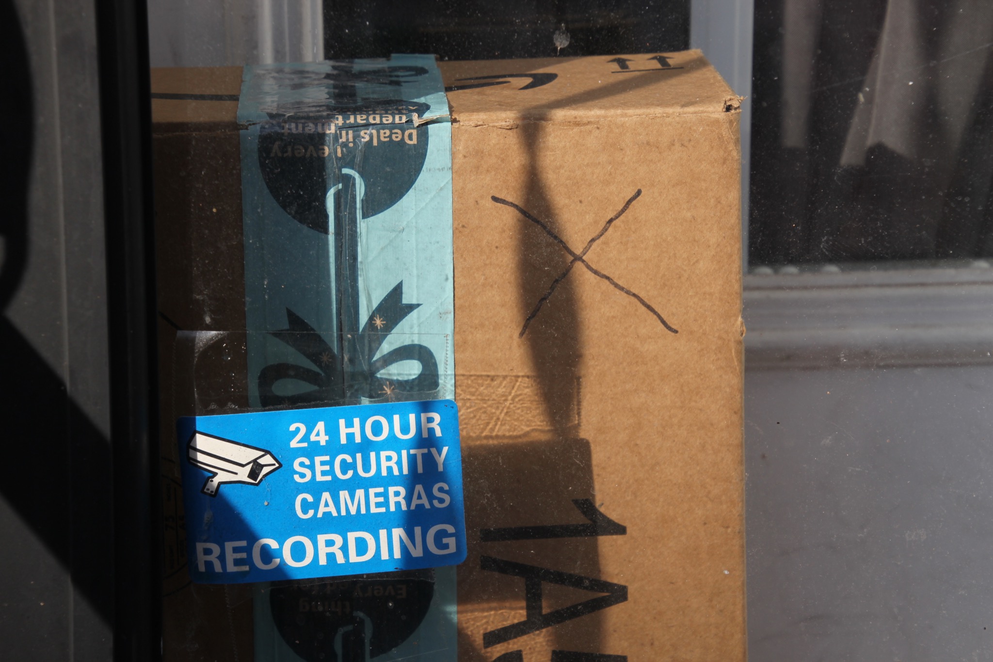 90,000 packages are stolen in NYC every day. One building fought back. - Vimarsana News